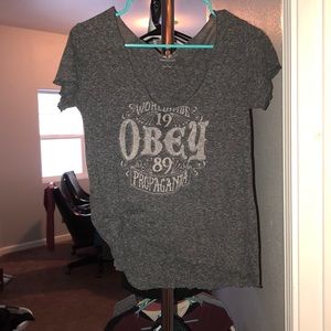 obey t-shirt
